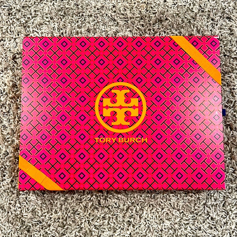 ***SOLD*** Large Tory Burch Gift Box & Tory Tissue Paper 17.5”x13.5”